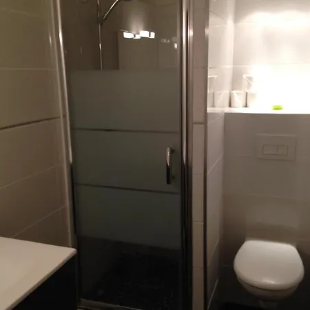 Hotell L'eau Des Collines 2*